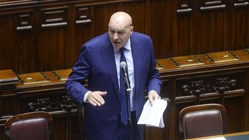 Il ministro Crosetto operato d’urgenza al colon