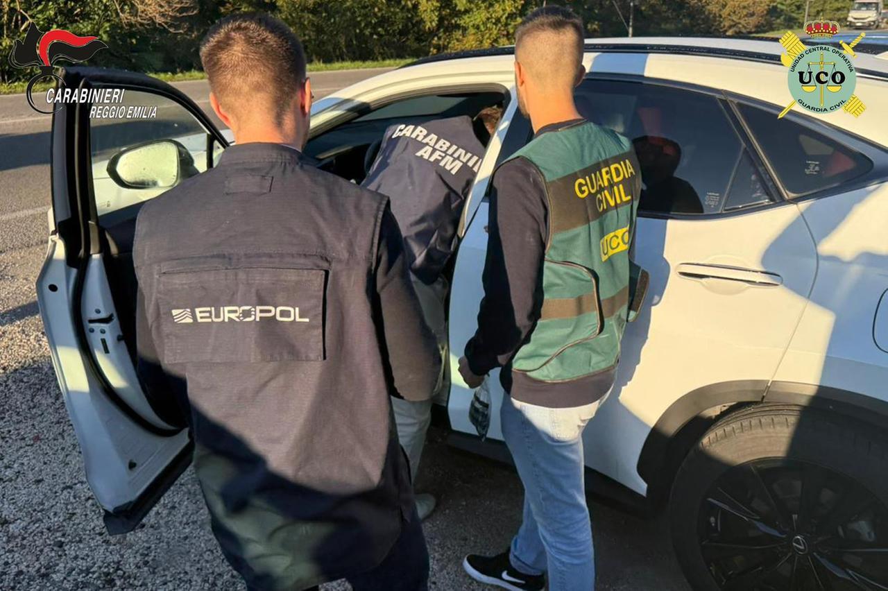 Operazione Palma, l’appello del procuratore Paci: «I cittadini derubati ora si facciano avanti: potrebbero riavere la loro auto»