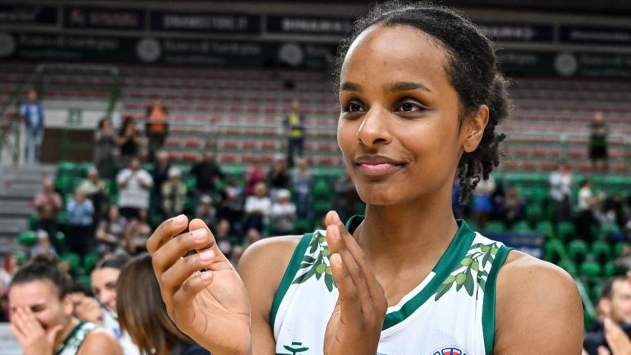 Dinamo Women in campo contro Dubrovnik in Eurocup