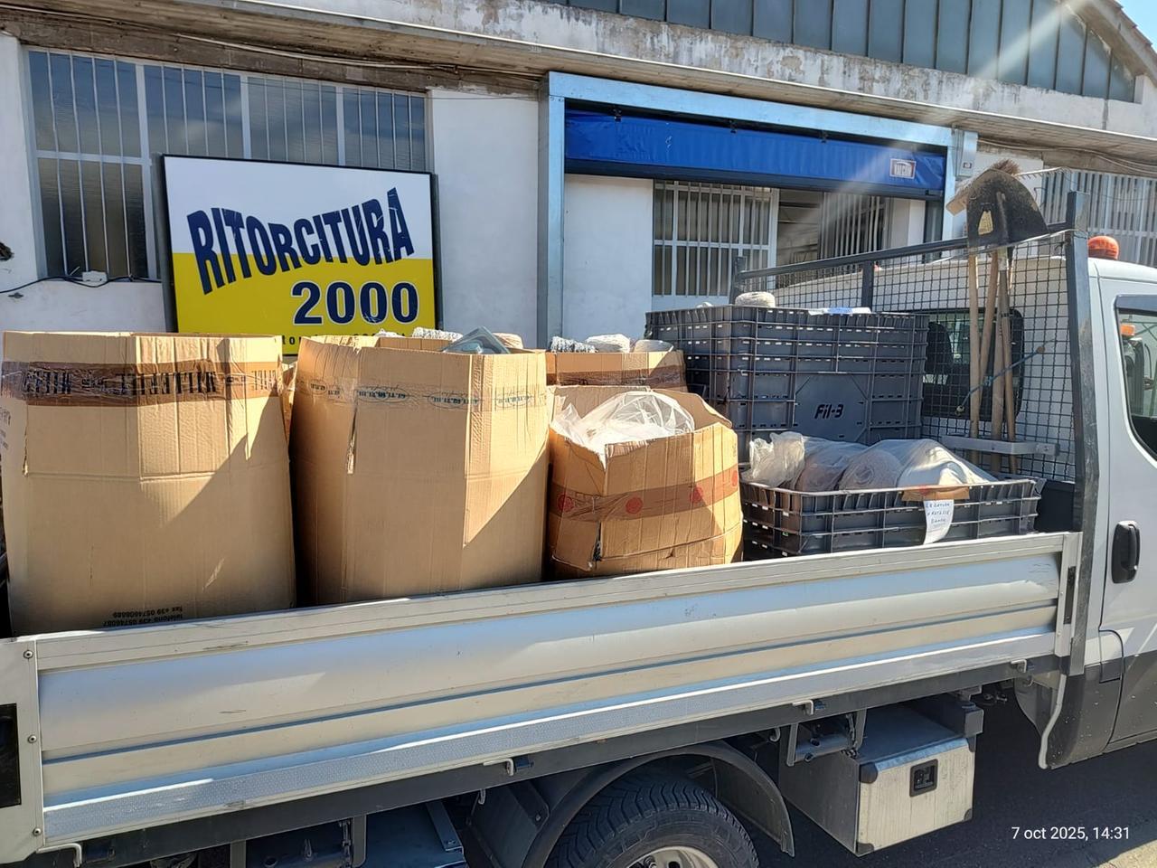 
	La rimozione del materiale dal marciapiede


