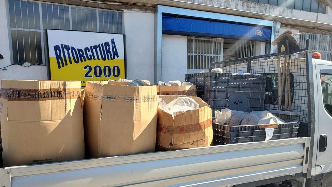 La rimozione del materiale dal marciapiede