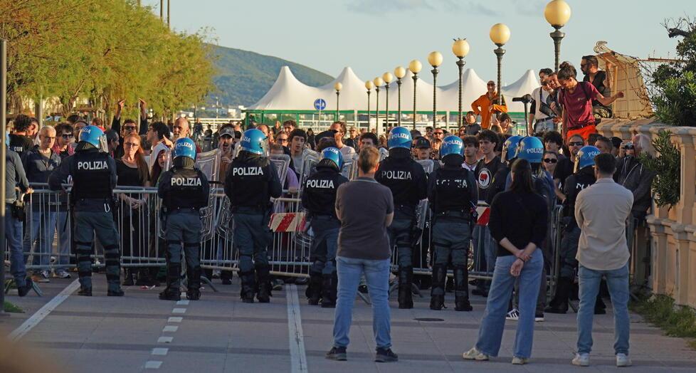 Livorno, Matteo Salvini al Mercatino del venerdì: «Farà volantinaggio col gazebo»<br>

