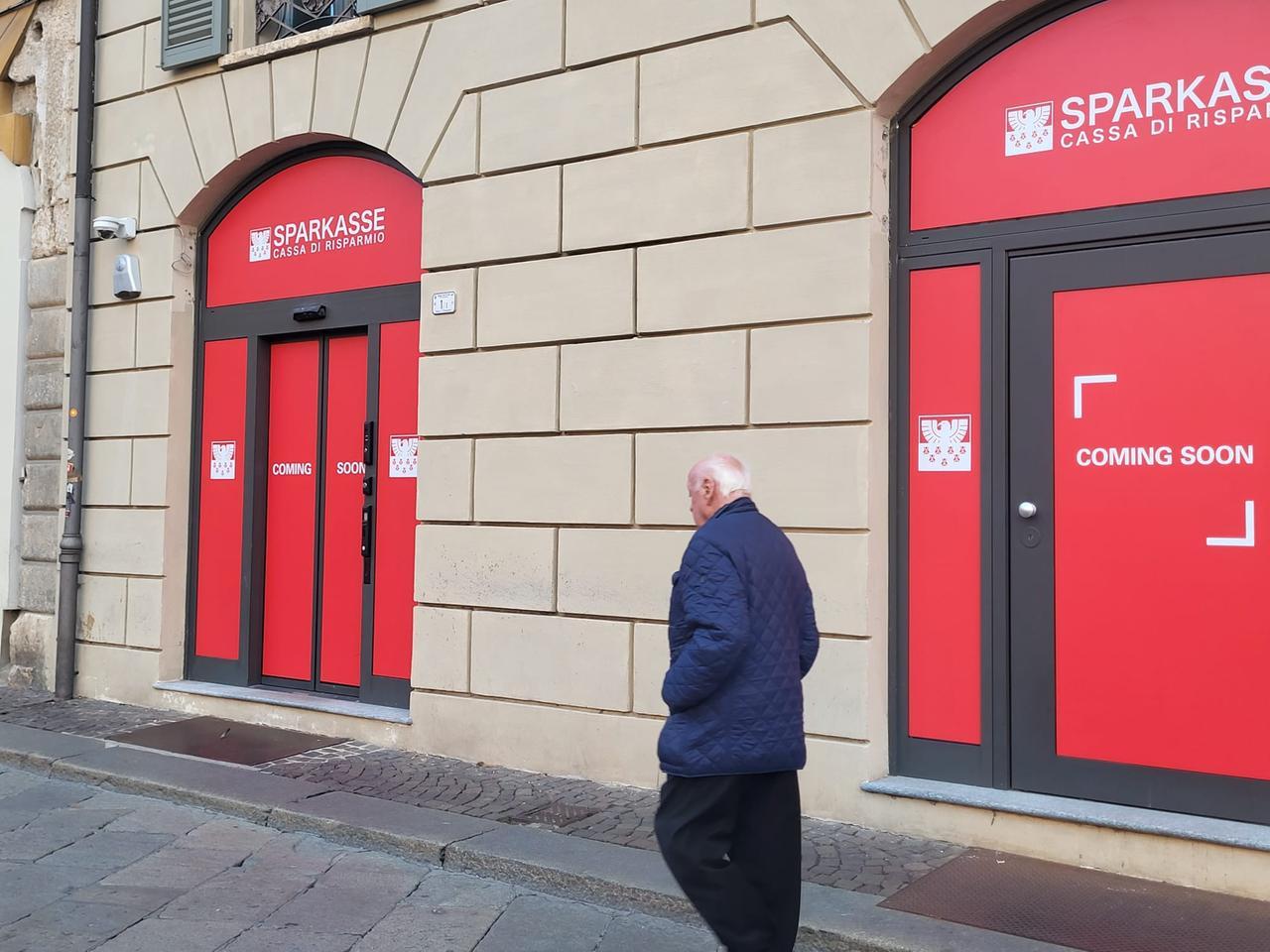 Reggio Emilia, Sparkasse apre in piazza Prampolini: torna una banca nel cuore della città