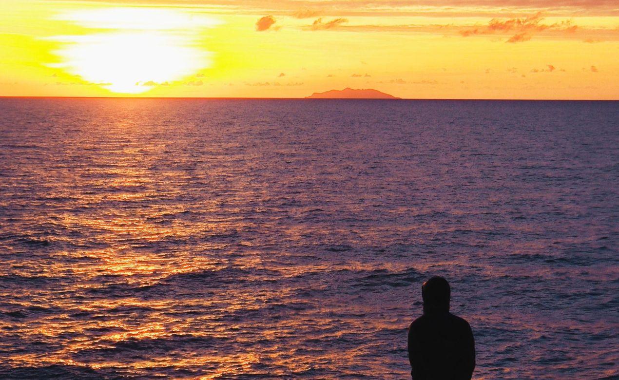 Livorno all’ombra dell’ultimo sole. Grazie a Fabio Mangiaracina