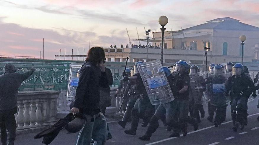 Le tensioni durante l'ultima visita di Salvini a Livorno