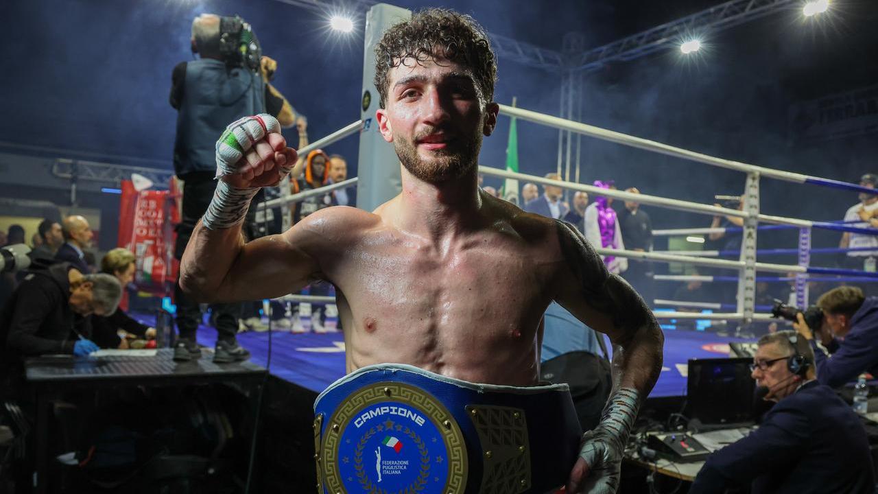 Il ferrarese Licata difende il titolo italiano dei welter. Con De Filippo è sfida tra imbattuti