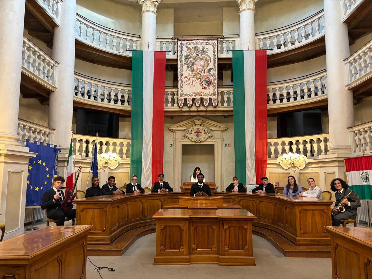 “Terra dei popoli”, la canzone sull’Europa scritta dagli studenti dell’istituto Nobili