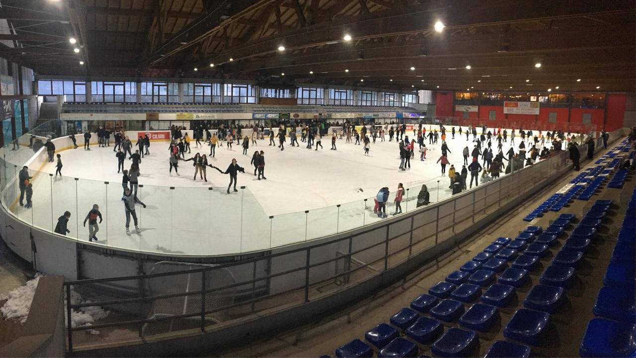 Il Palaghiaccio di Fanano riapre le porte nel weekend