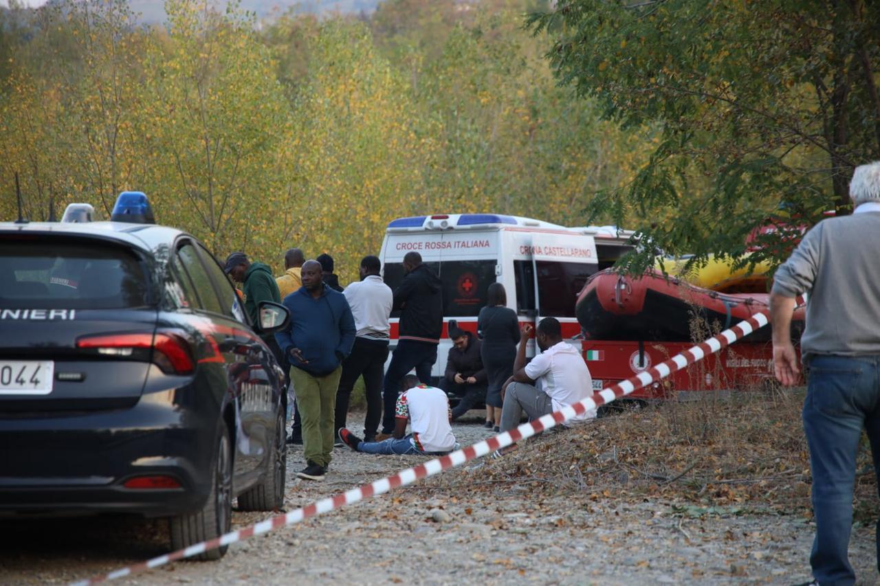 Castellarano, muore a 13 anni dopo un tuffo nel Secchia davanti agli amici