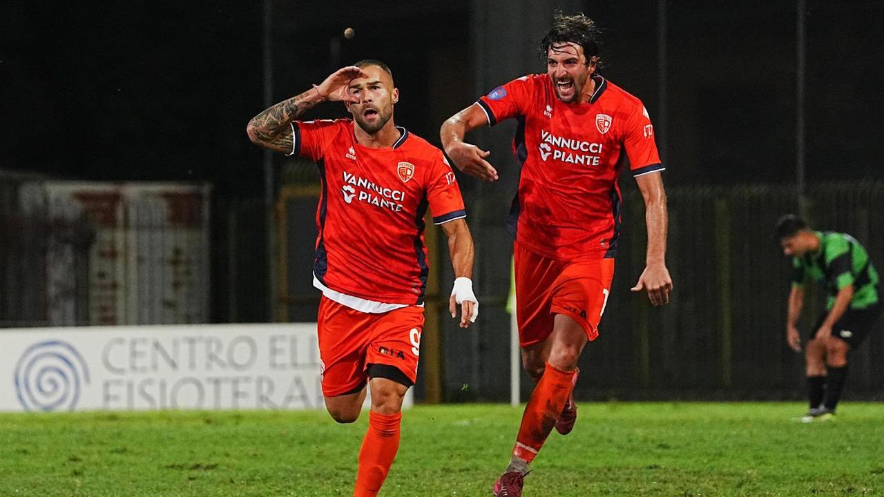 Show della Pistoiese a Ponte a Egola, travolto il Tuttocuoio