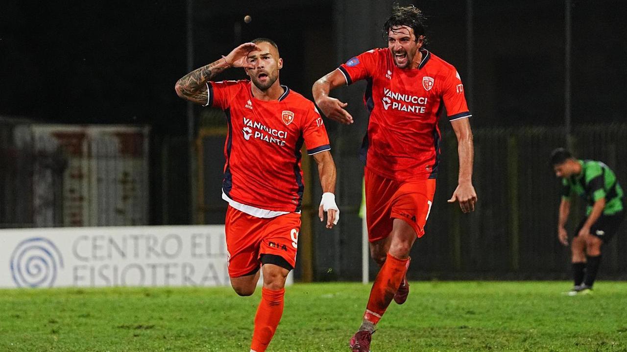 L'esultanza della Pistoiese