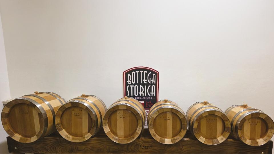 Primi in assoluto ad innovare la culla del “Balsamico” ditta Renzi Francesco Modena