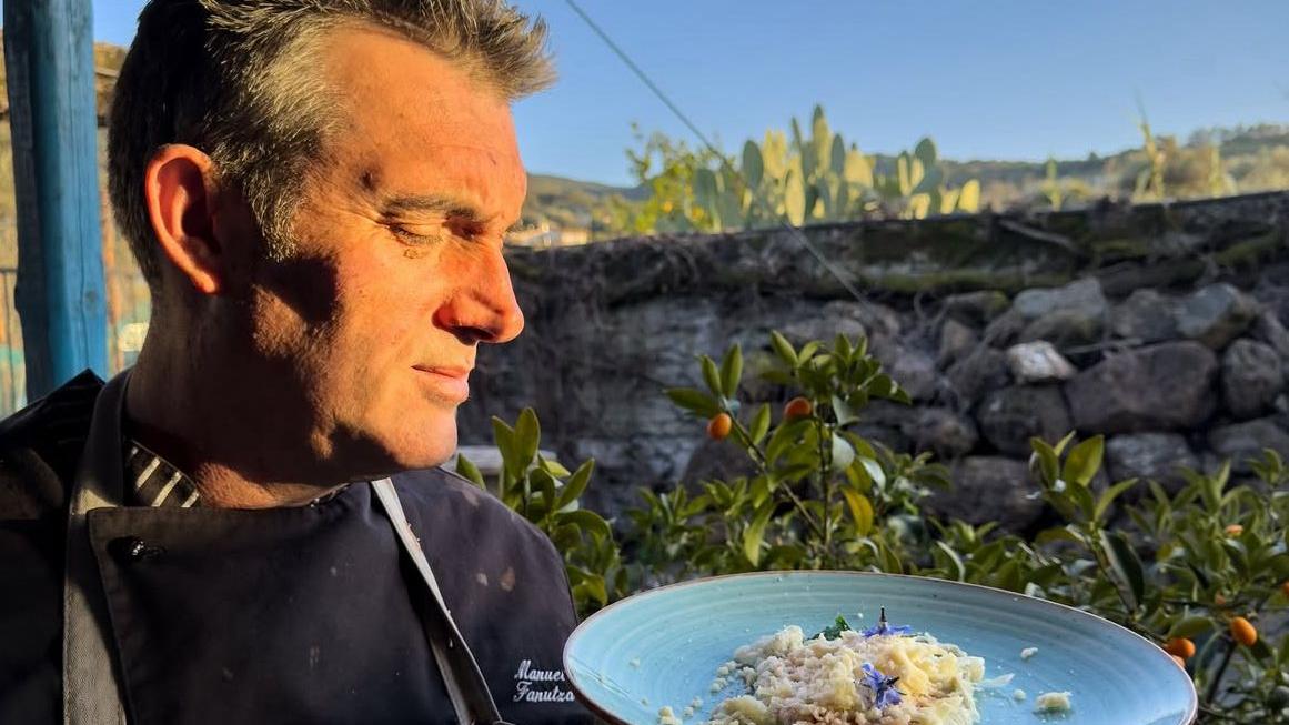 Manuele Fanutza titolare del ristorante "Letizia" a Nuxis