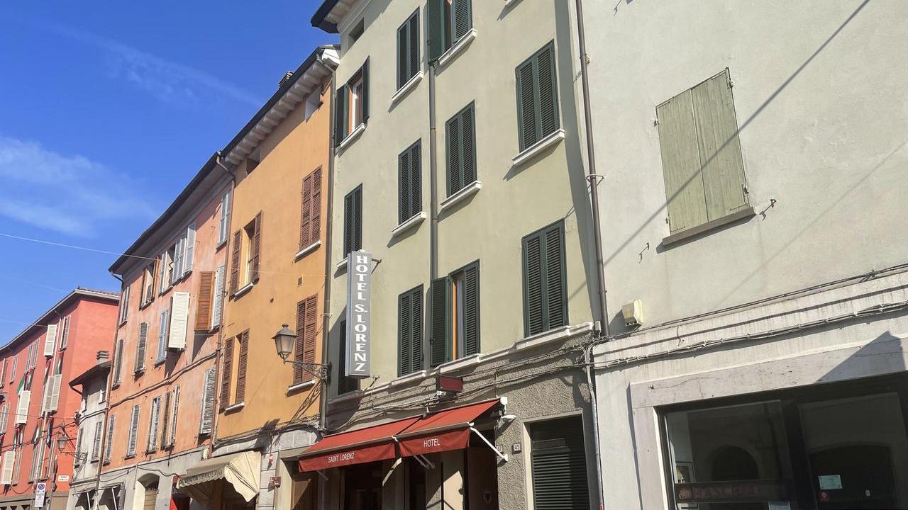 Due hotel “cambiano pelle”, diventeranno studentati: ecco quali sono