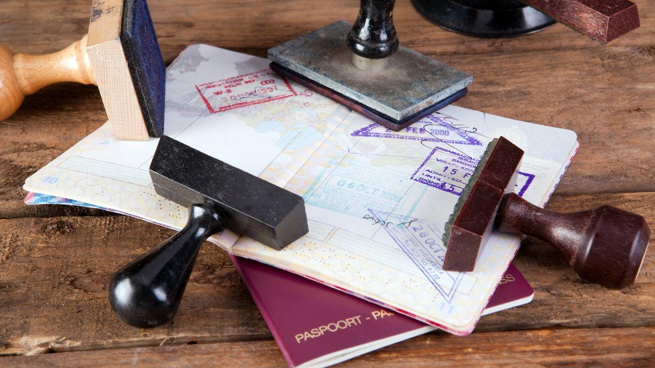 
	Passaporti, stop ai timbri

