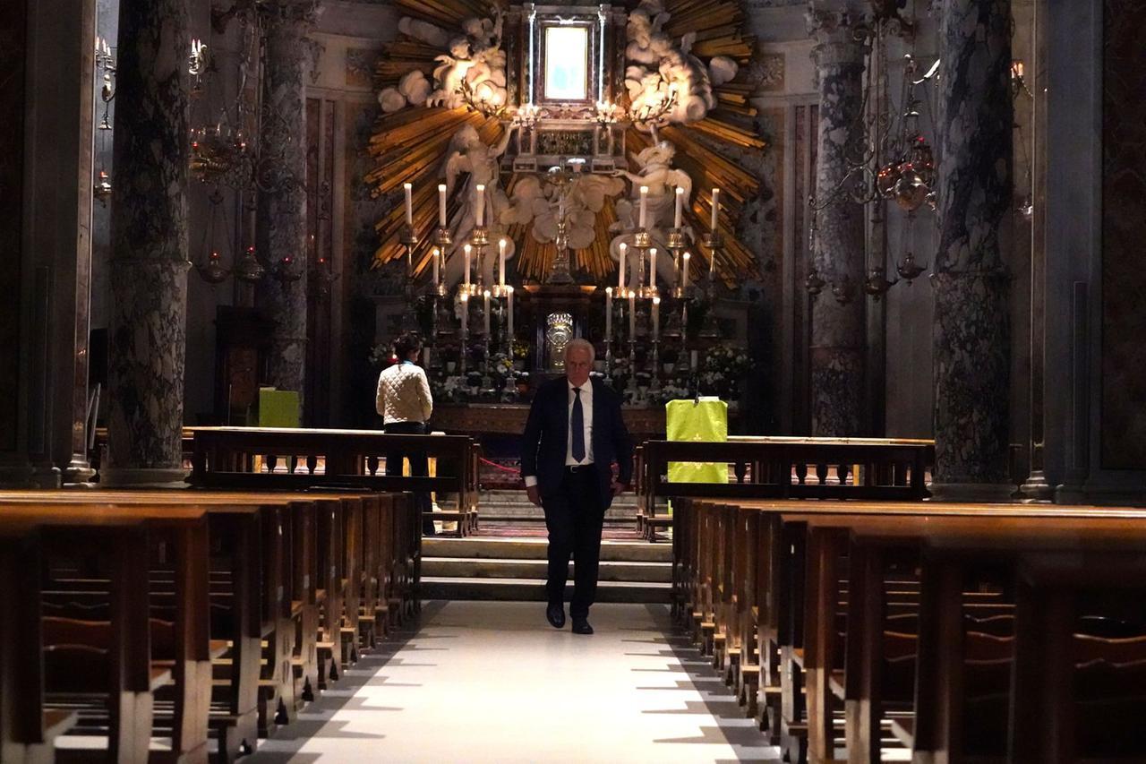 
	Eugenio Giani al santuario di Montenero (foto Stick)


