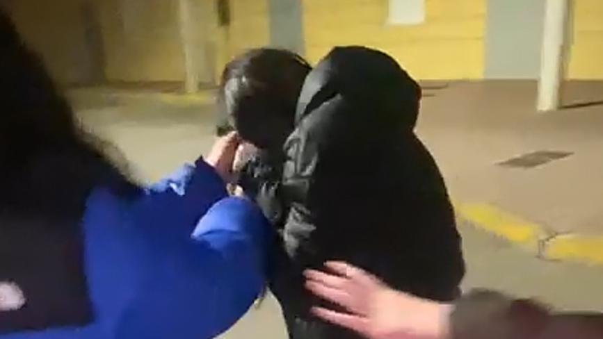 Nove rapine davanti a scuola e in corriera: ventenne arrestato