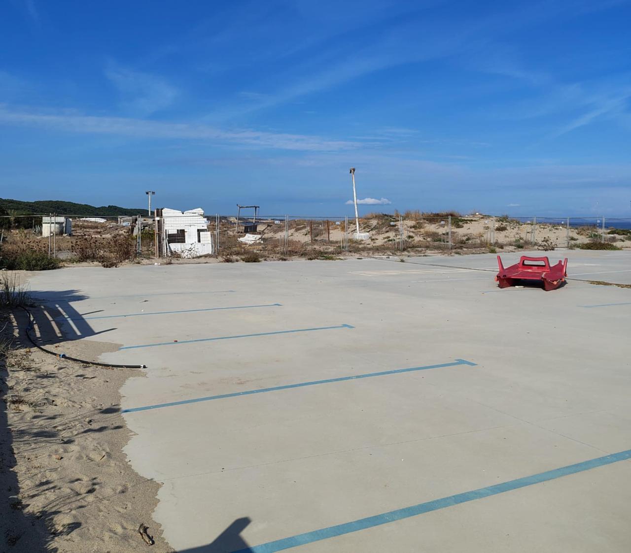 Platamona, no a un parcheggio privato nell’ex Lido Iride