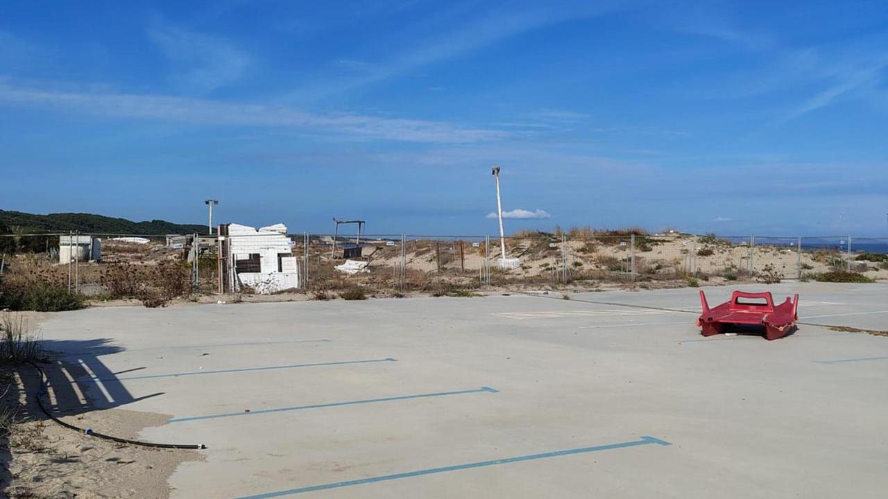 Platamona, no a un parcheggio privato nell’ex Lido Iride
