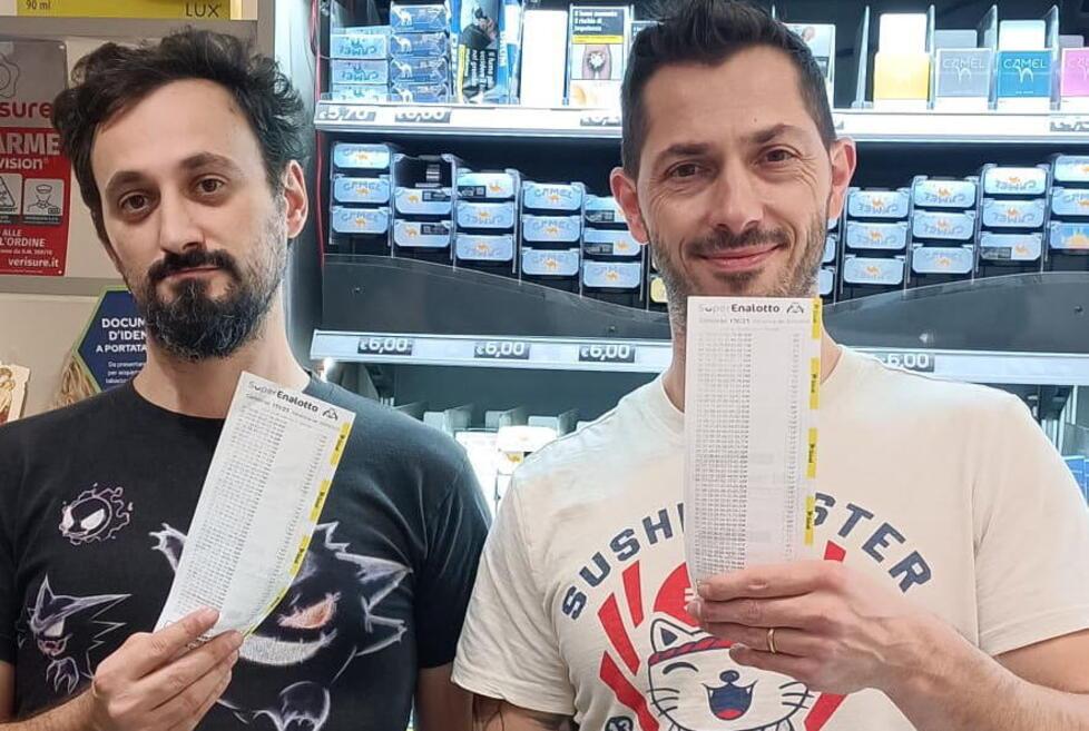 
	I due titolari

