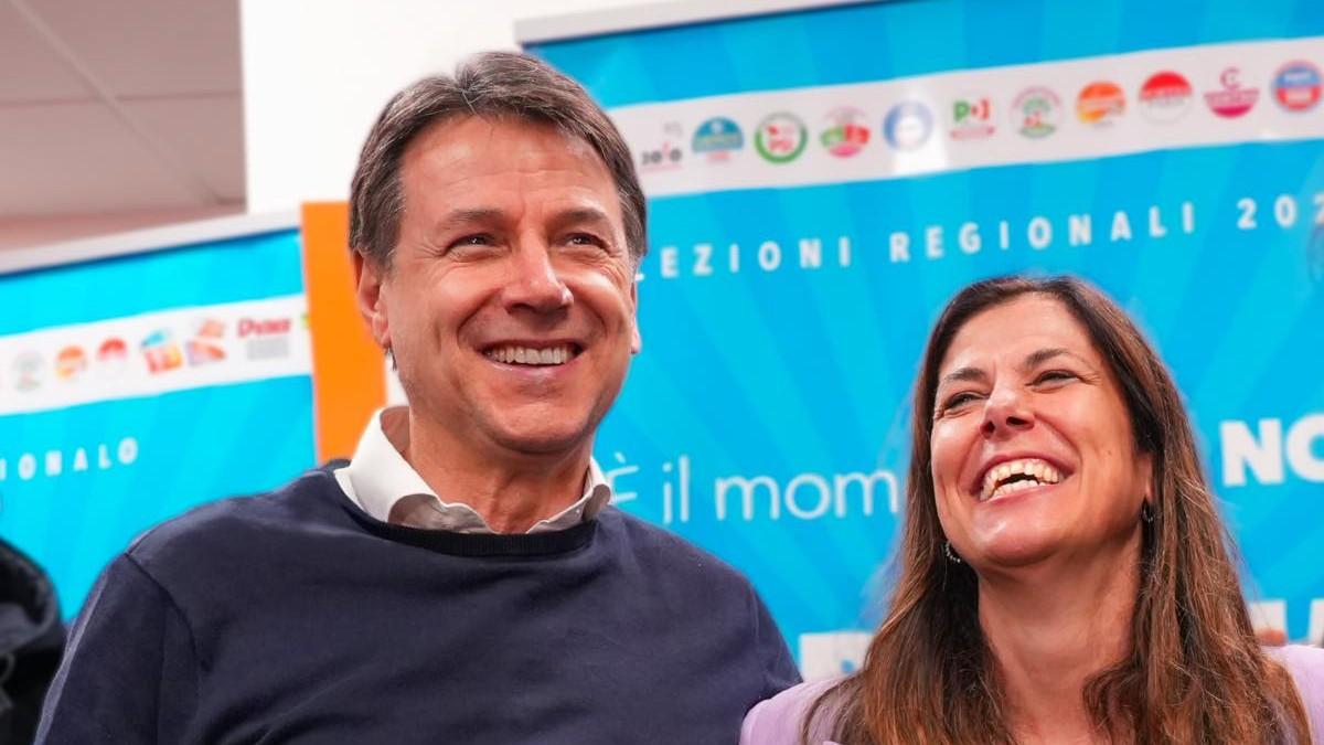 Stop decadenza Todde, Giuseppe Conte: «Alessandra continua a lavorare con passione»