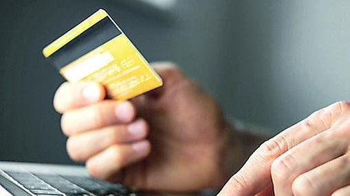 Ferrara, ottomila euro sottratti dal conto con una scusa