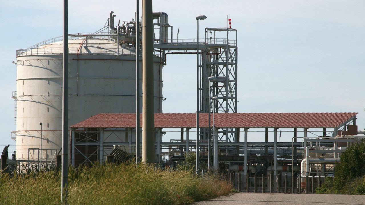 Lo stoccaggio dell'etilene di Ineos (foto d'archivio)