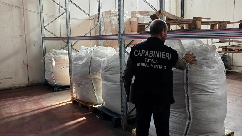 Riso dall’Uruguay venduto come italiano: scatta il sequestro di 3,5 tonnellate