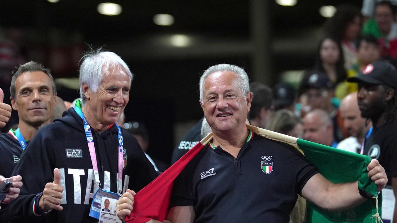 Julio Velasco, la leggenda della pallavolo a Reggio Emilia – Segui la diretta