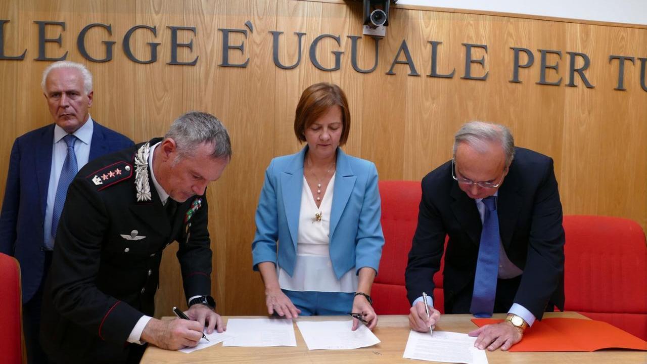 La firma del protocollo a Palazzo di giustizia