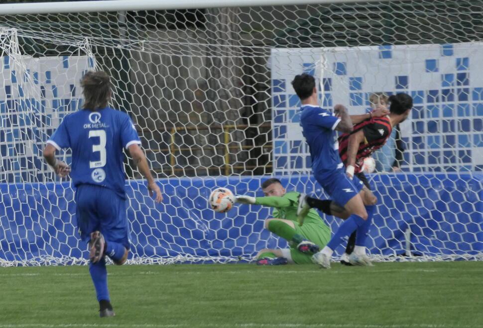 Viareggio, un altro finale amaro nel derby: la Lucchese trova il pari con un gol capolavoro