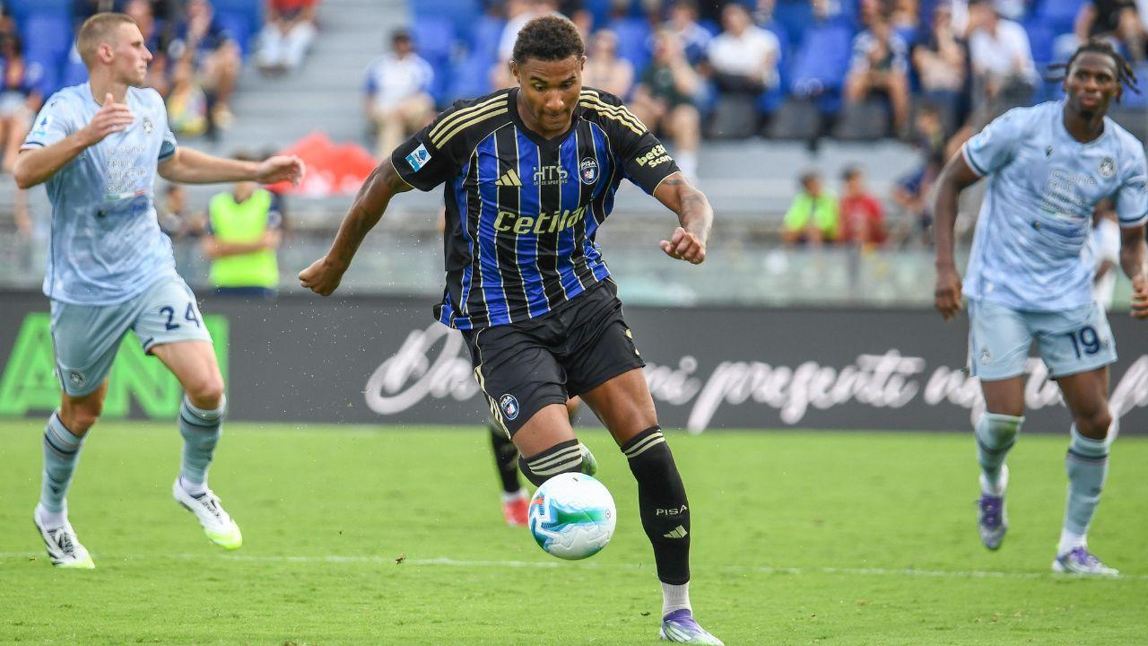 L'attaccante del Pisa (foto Stick)