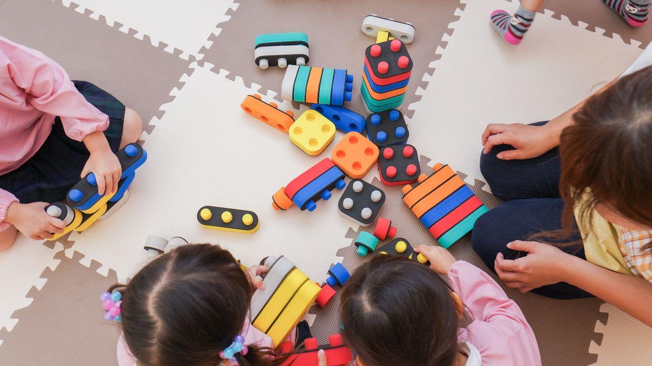 Cambia l'orario alla scuola dell'infanzia a Livorno