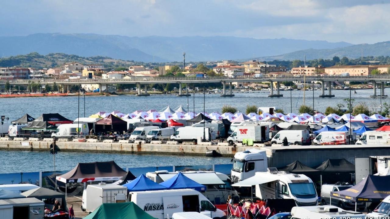 
	Il paddock allestito nei moli Brin e Bosazza

