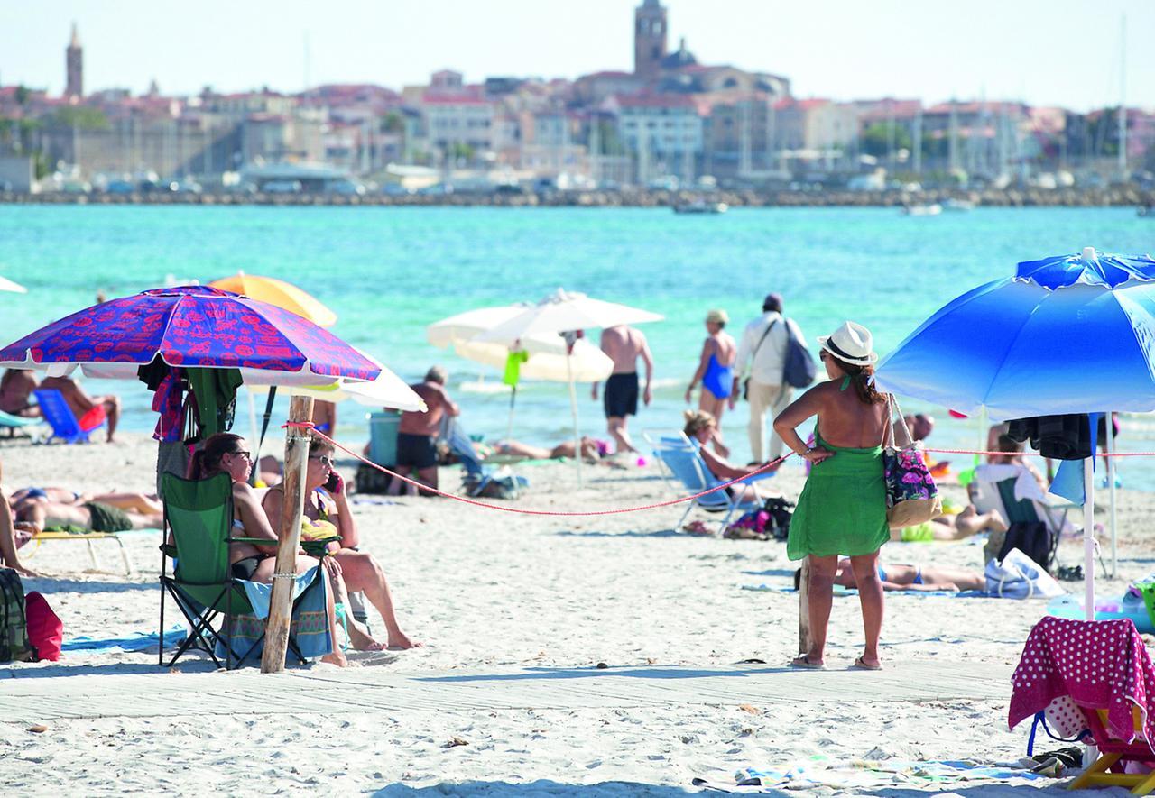 Tassa di soggiorno, l’isola boccia l’aumento voluto dal Governo