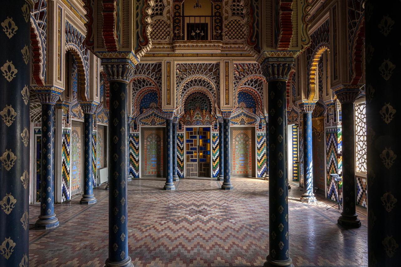 
	L'interno del castello di Sammezzano

