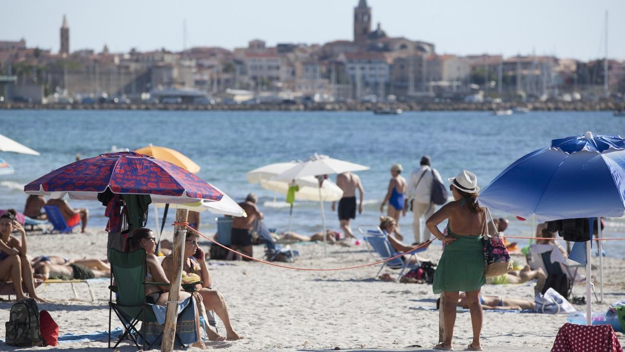 Tassa di soggiorno: l’isola boccia l’aumento di 2 euro voluto dal Governo