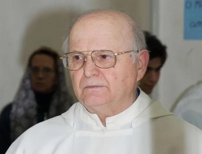 Addio a don Gianfranco Rossi: fu a lungo parroco di Montalto