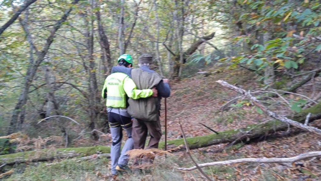 Lucchesia, ritrovato fungaiolo disperso sulle Pizzorne