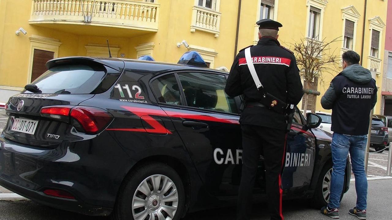 Allevatore in carcere: è accusato di maltrattamenti in famiglia