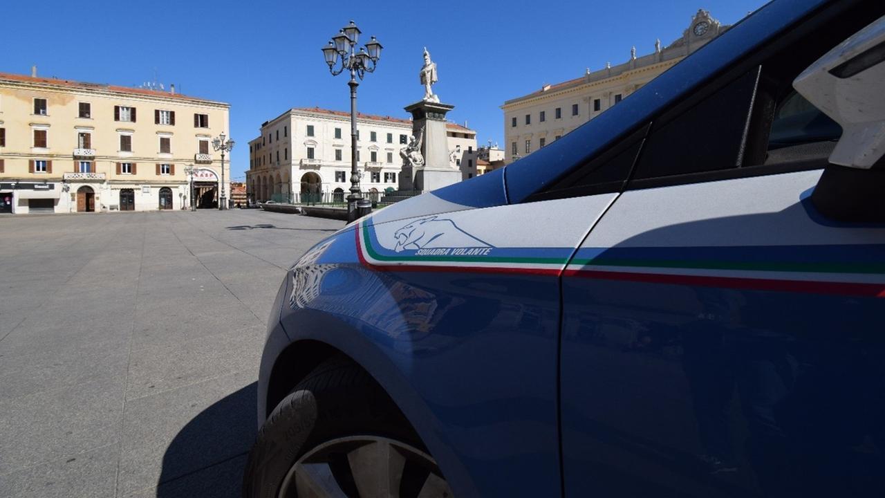 «Mio fratello non risponde, aiutatemi»: salvato dalla Polizia