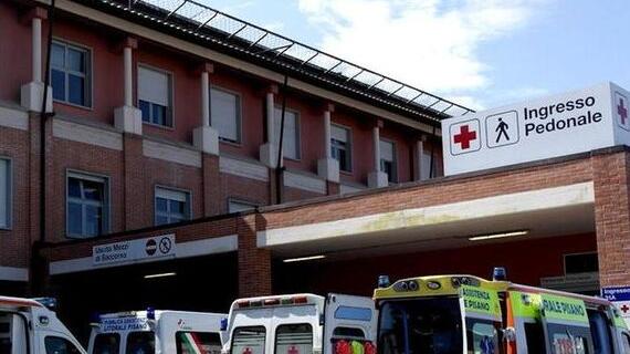 Lucca, moto contro un Ape Porter: grave quarantenne