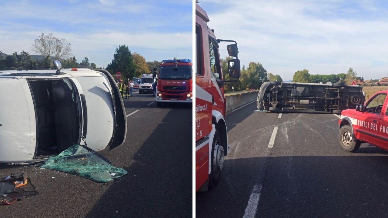 Il furgone con rimorchio ribaltato sull'Aurelia a Orbetello