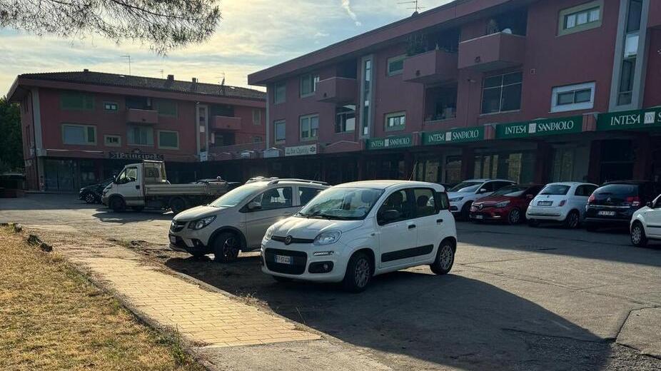 Restyling di piazza della Resistenza a Margine Coperta con nuovo asfalto, luci a led e più verde