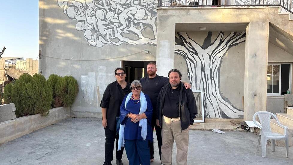 Finisce in parlamento il murale di Simone Ferrarini minacciato dalle ruspe dei coloni in Cisgiordania