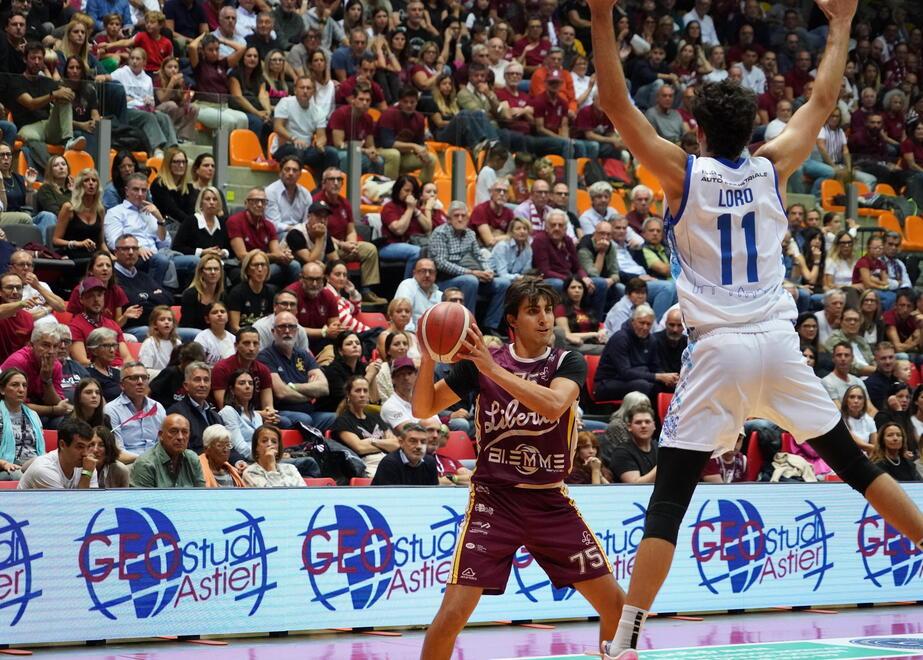 Un'azione del match (foto Stick)