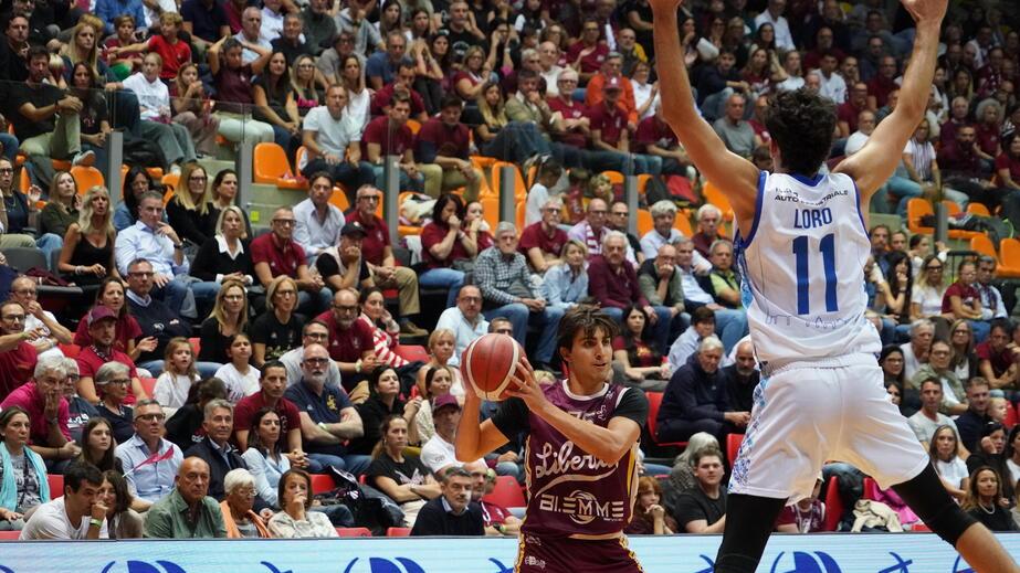 Un'azione del match (foto Stick)