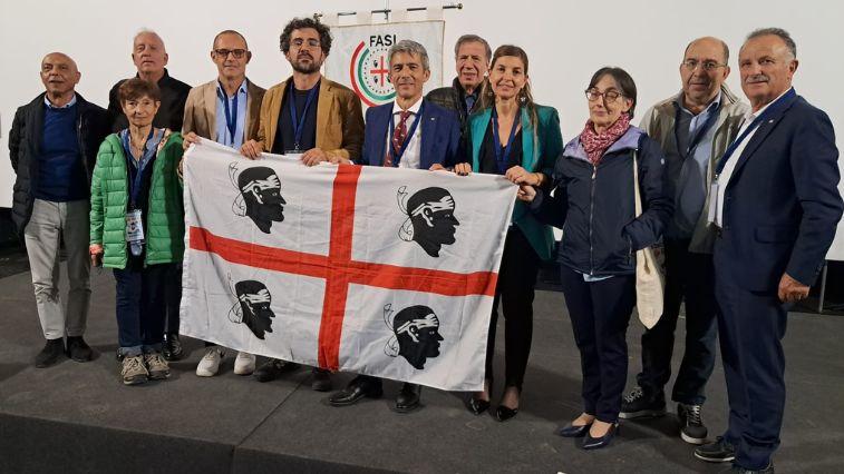 Bastianino Mossa rieletto presidente della Federazione delle associazioni sarde in Italia