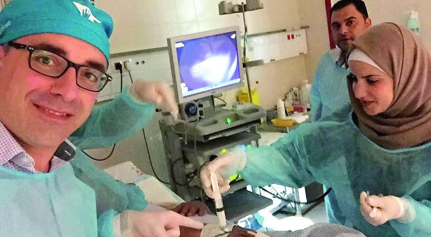 
	Il dottor Raffaele Manta in una delle sue precedenti missioni umanitarie

