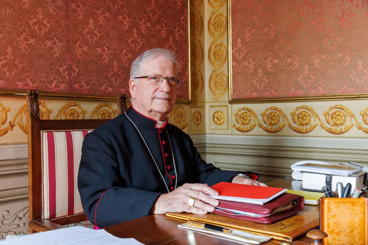 
	Il vescovo delle Diocesi di Pistoia e di Pescia monsignor Fausto Tardelli (foto Nucci)

